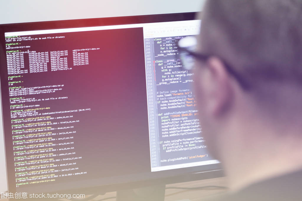 軟件編程開發(fā)人員在工作室與辦公室項(xiàng)目中的角色與挑戰(zhàn)